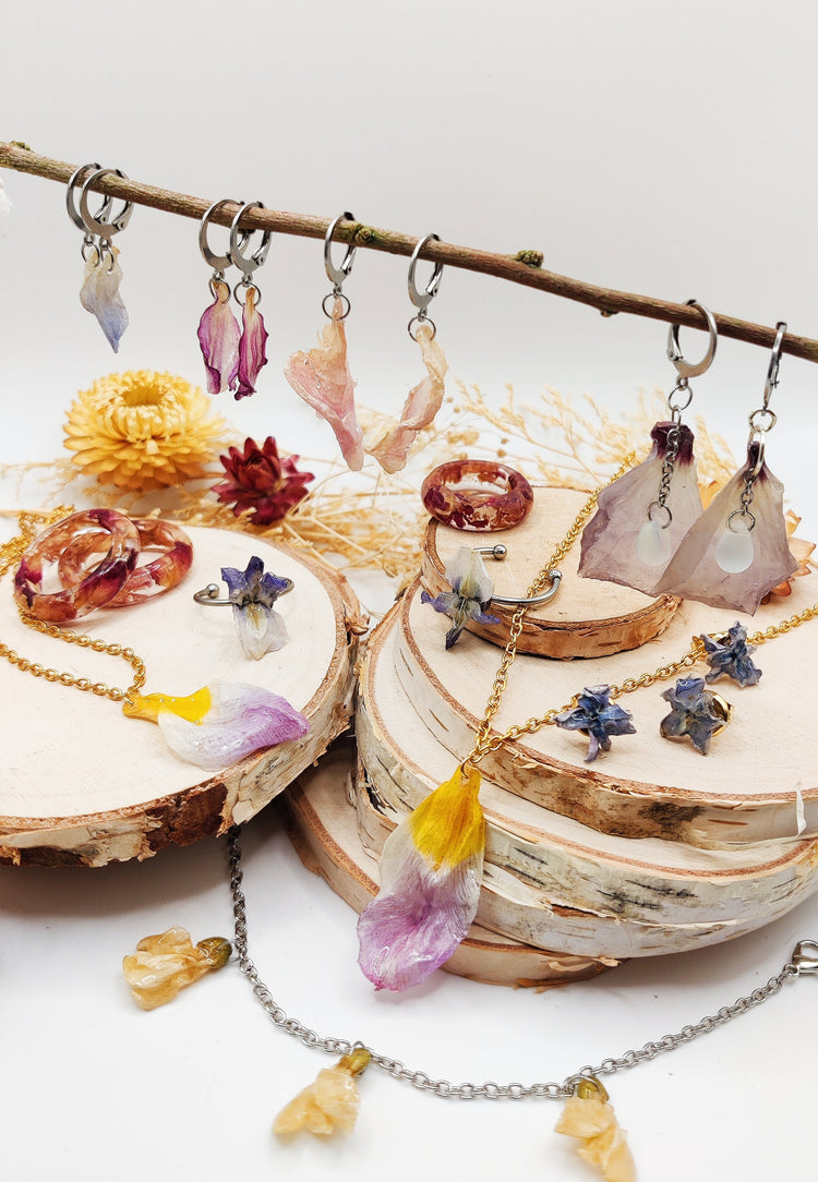 collection bijoux fleurs séchées
